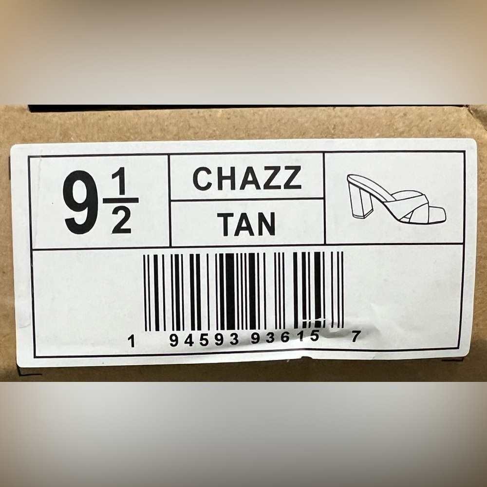 NIB Journee Collection Chazz Heeled Sandals -Tan Size 9.5 - Picture 9 of 9